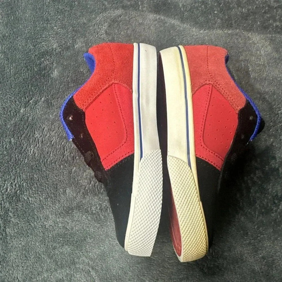 DC Chris Cole Red Black Leather Suede Skate SHOES Kids Toddler Size 9 Sneakers - Picture 3 of 16